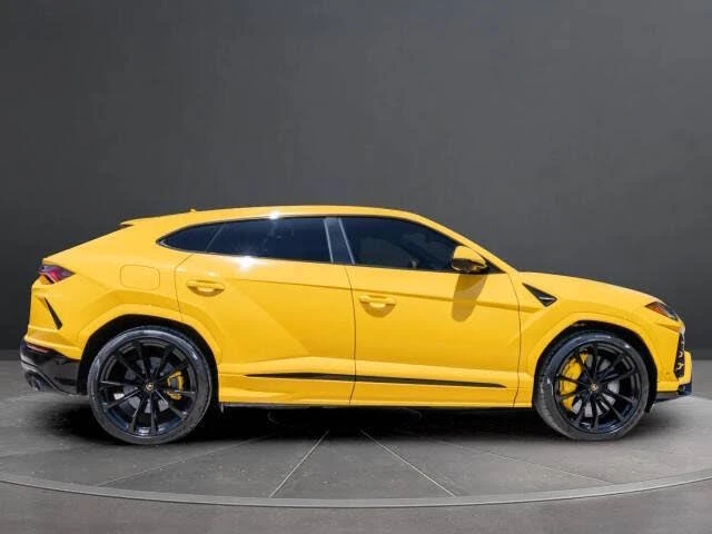 2021 Lamborghini Urus - Image 6 of 17