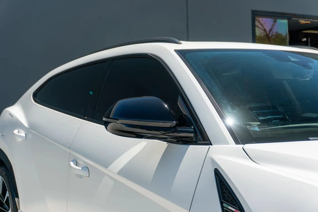 2021 Lamborghini Urus - Image 29 of 31