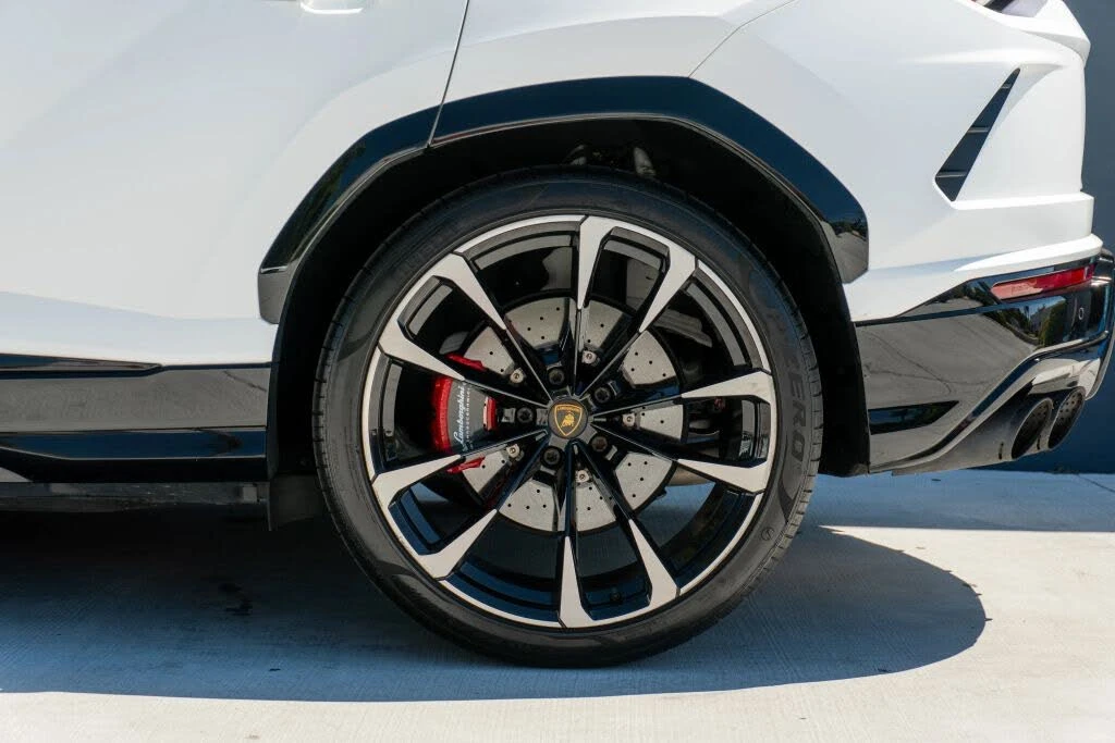 2021 Lamborghini Urus - Image 20 of 31
