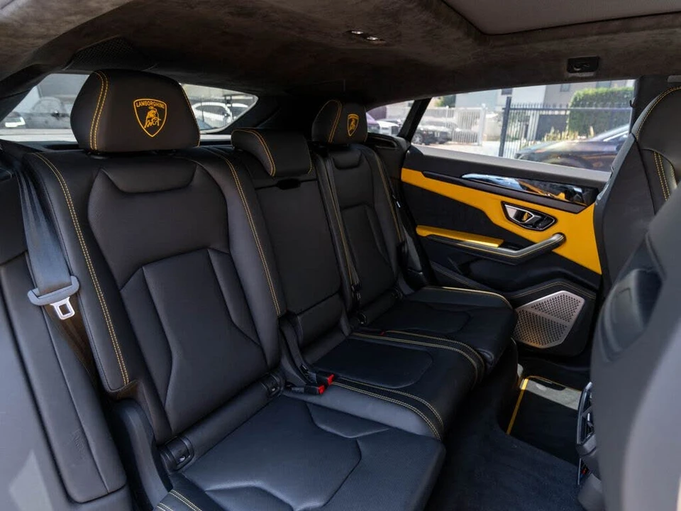 2021 Lamborghini Urus - Image 26 of 31