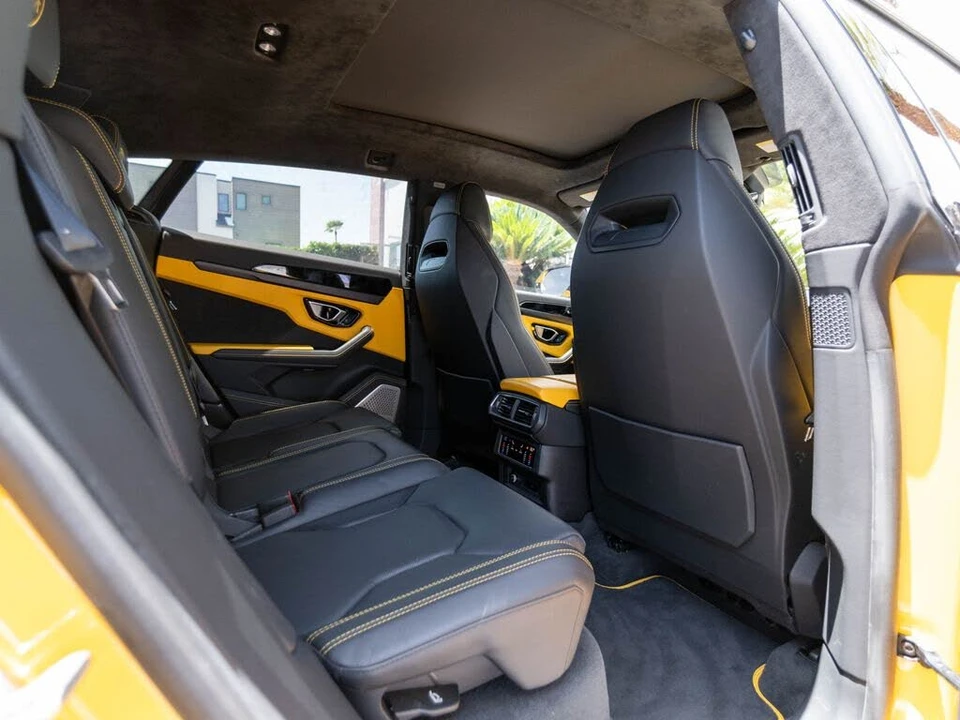 2021 Lamborghini Urus - Image 24 of 31