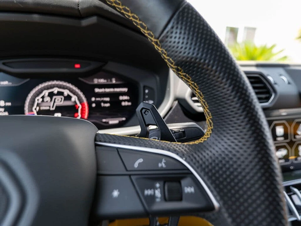 2021 Lamborghini Urus - Image 13 of 31