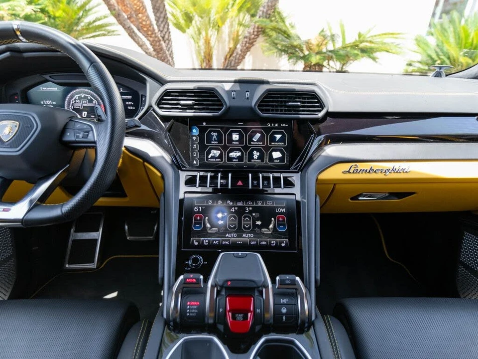 2021 Lamborghini Urus - Image 29 of 31