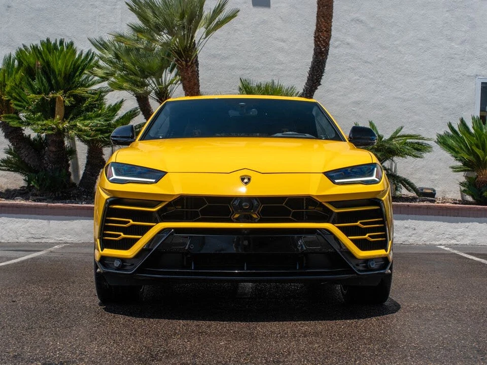 2021 Lamborghini Urus - Image 5 of 31
