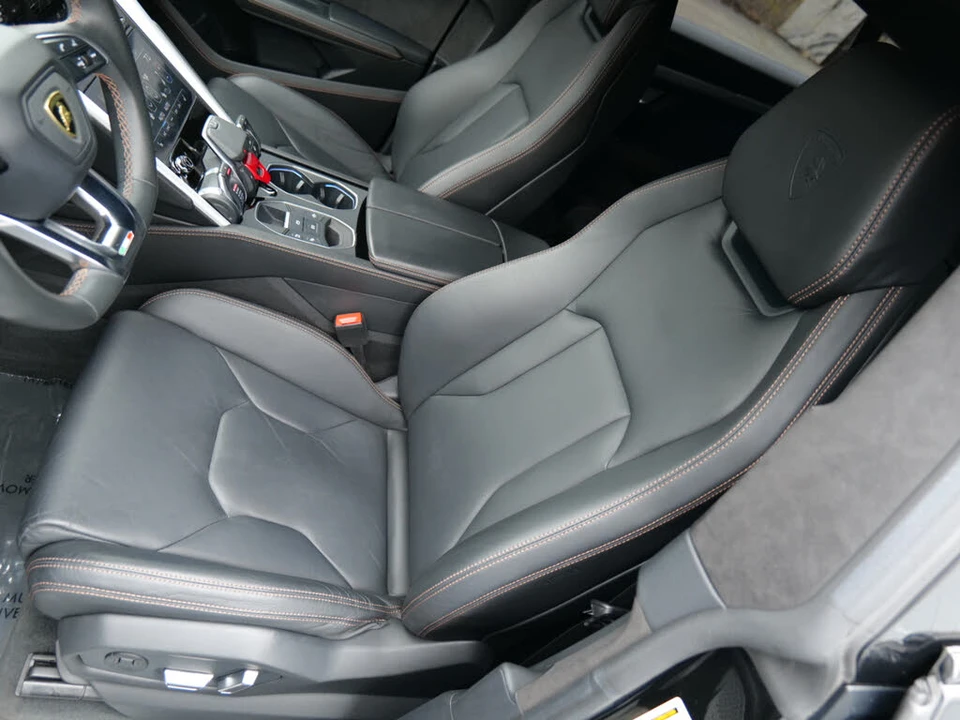 2021 Lamborghini Urus - Image 14 of 31