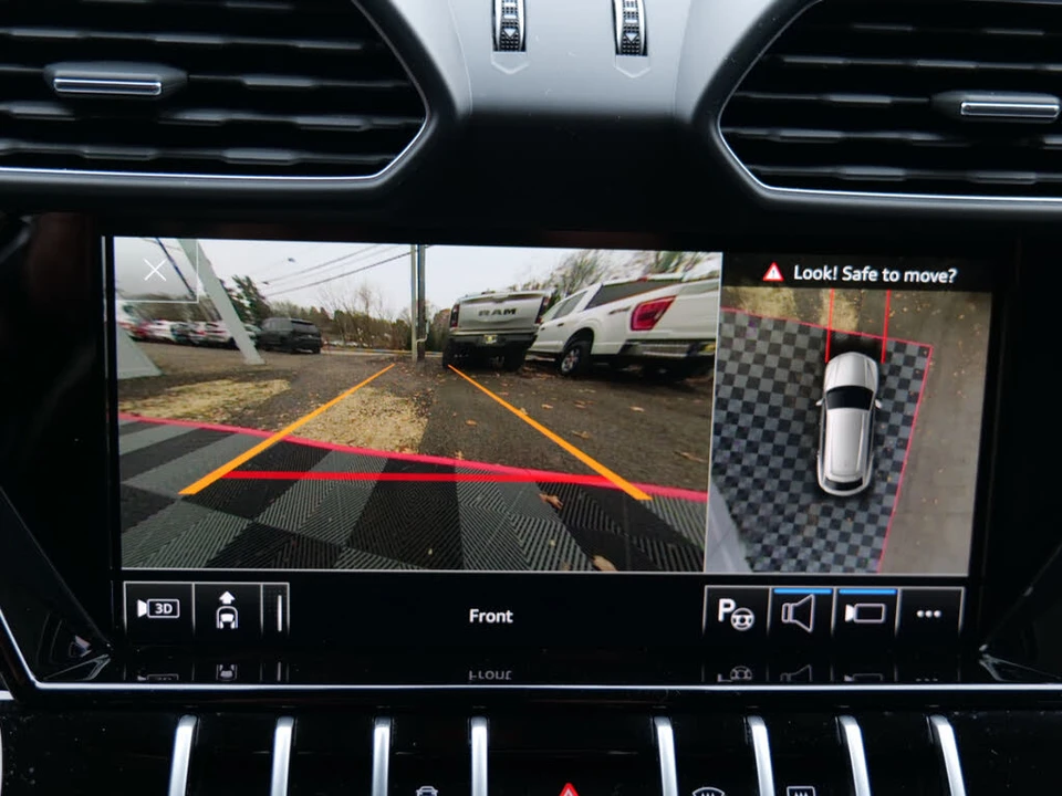 2021 Lamborghini Urus - Image 25 of 31