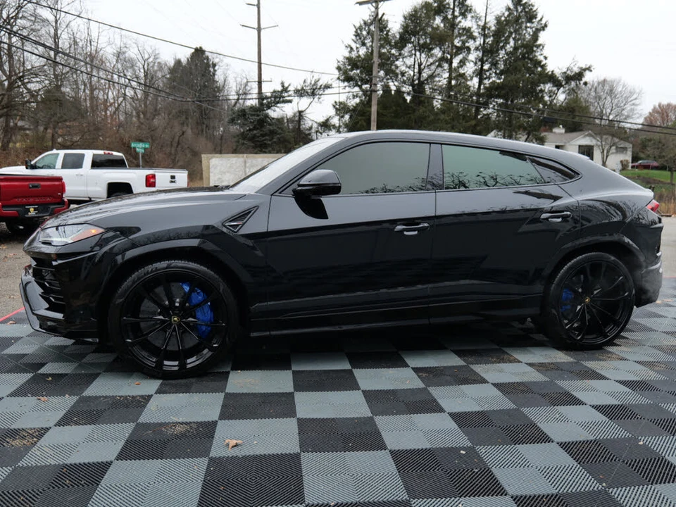 2021 Lamborghini Urus - Image 9 of 31