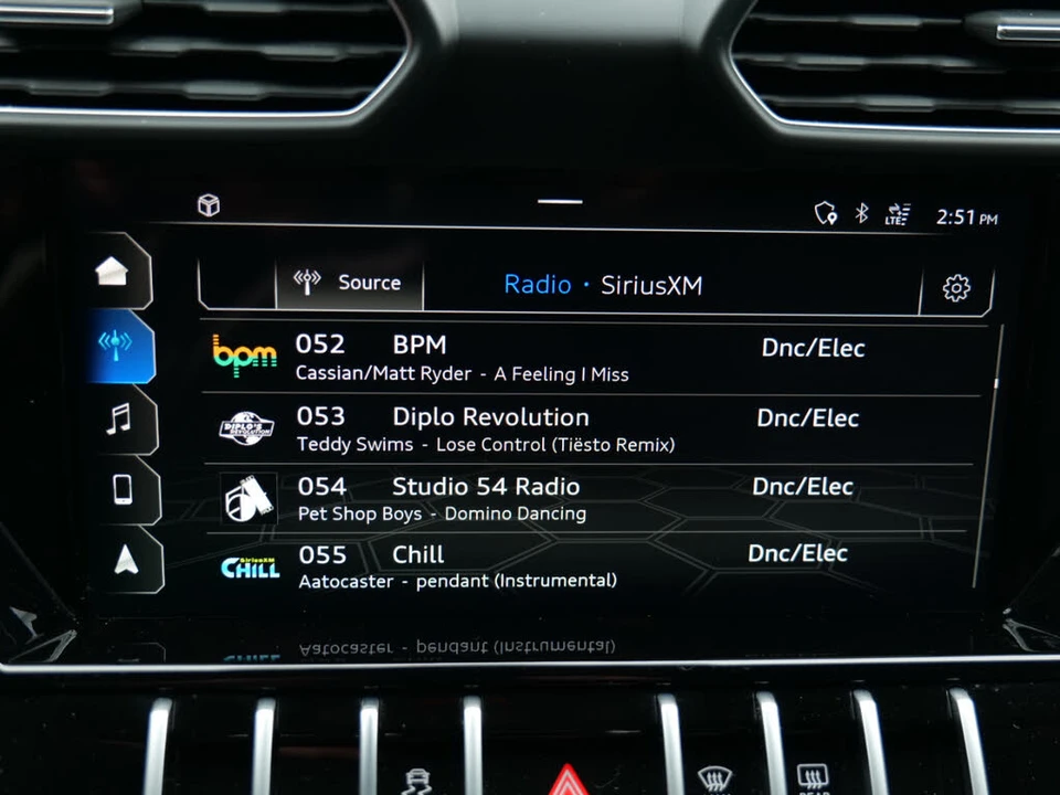 2021 Lamborghini Urus - Image 29 of 31