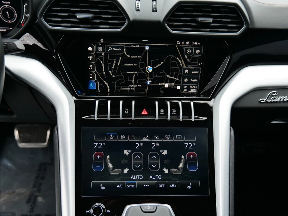 2021 Lamborghini Urus - Image 22 of 31