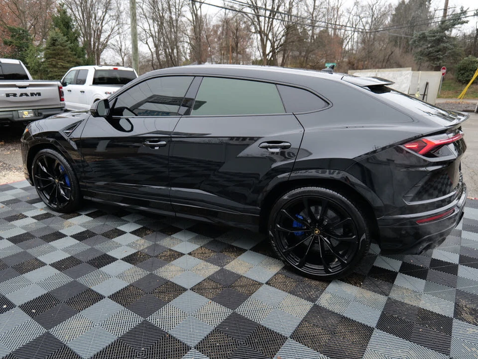 2021 Lamborghini Urus - Image 7 of 31