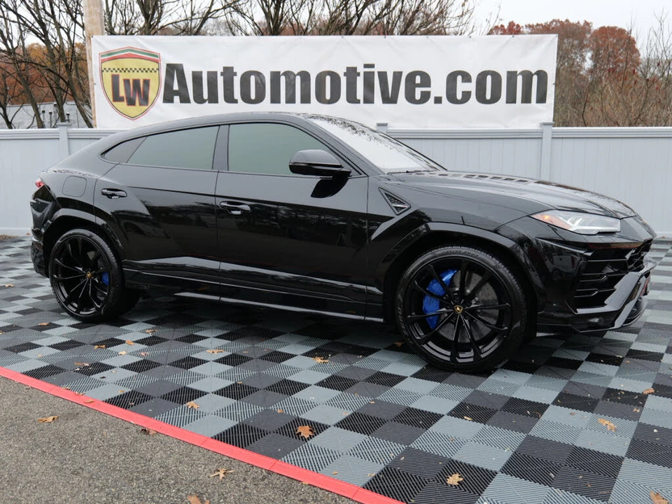 2021 Lamborghini Urus - Image 3 of 31