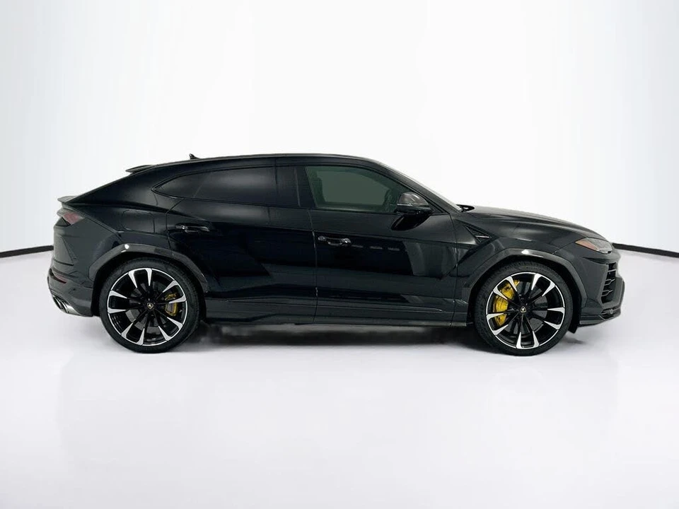 2021 Lamborghini Urus - Image 4 of 6