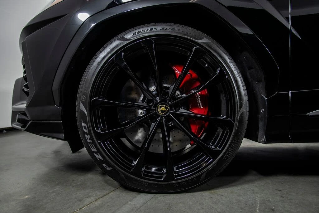 2021 Lamborghini Urus - Image 13 of 31