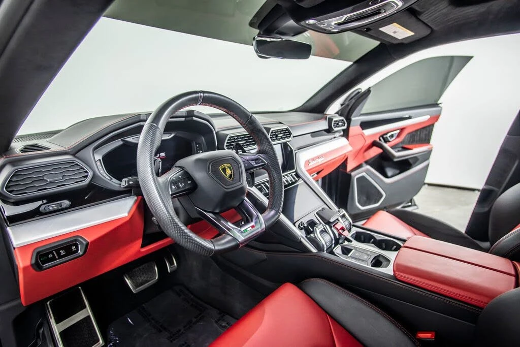 2021 Lamborghini Urus - Image 7 of 31