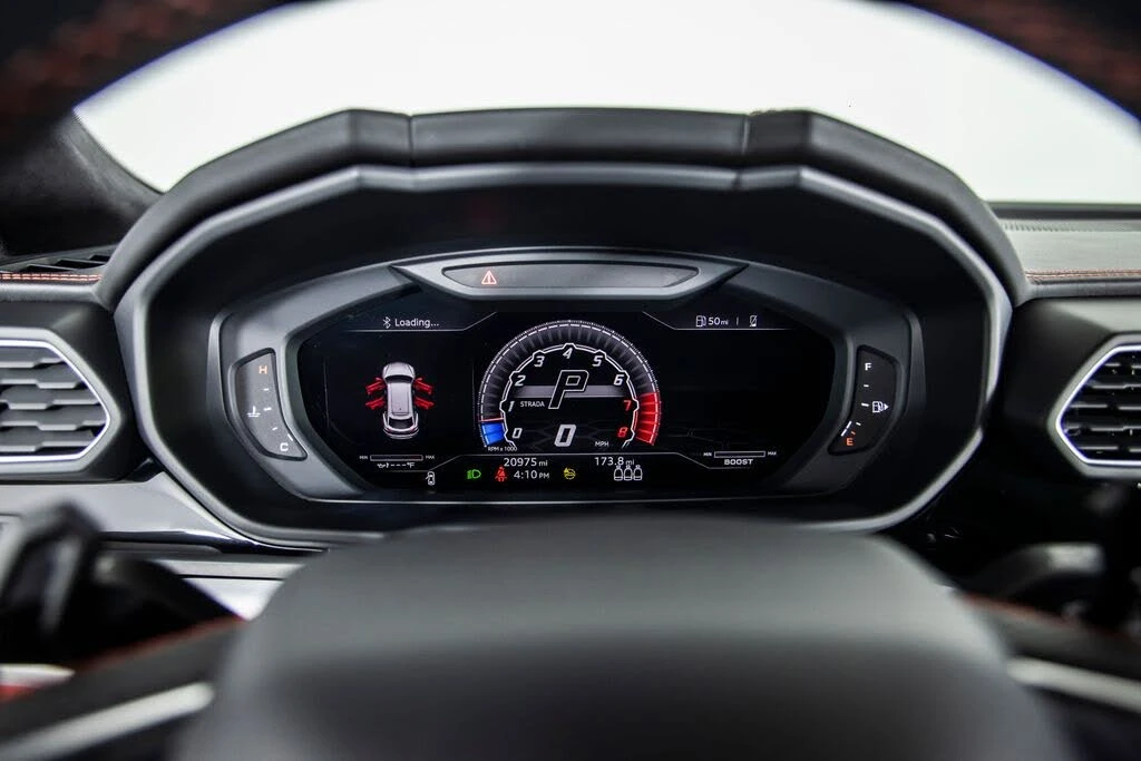 2021 Lamborghini Urus - Image 29 of 31