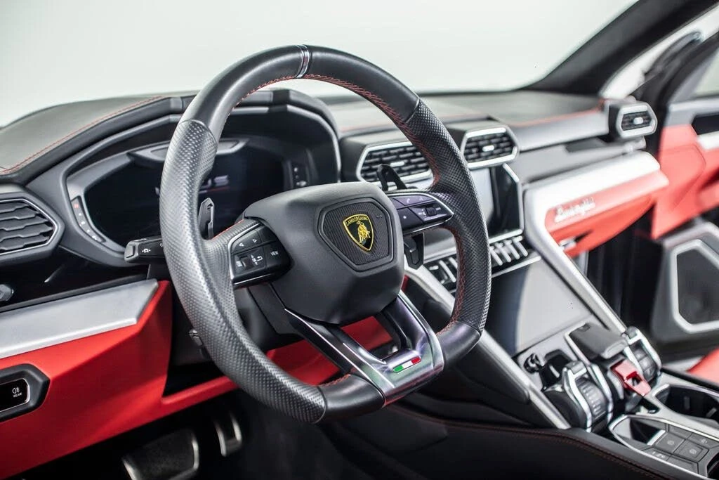 2021 Lamborghini Urus - Image 23 of 31