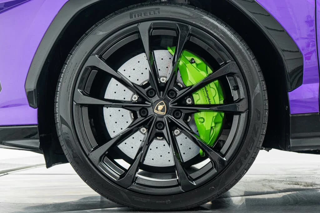2021 Lamborghini Urus - Image 10 of 31