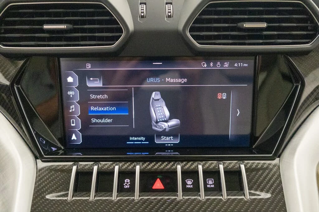 2021 Lamborghini Urus - Image 29 of 31