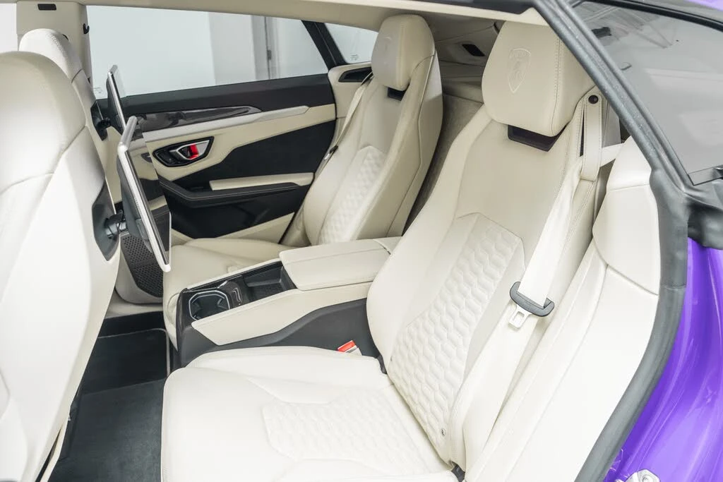 2021 Lamborghini Urus - Image 16 of 31