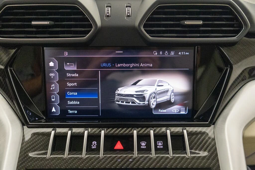 2021 Lamborghini Urus - Image 31 of 31