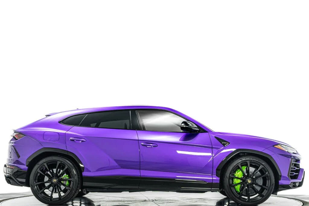 2021 Lamborghini Urus - Image 2 of 31