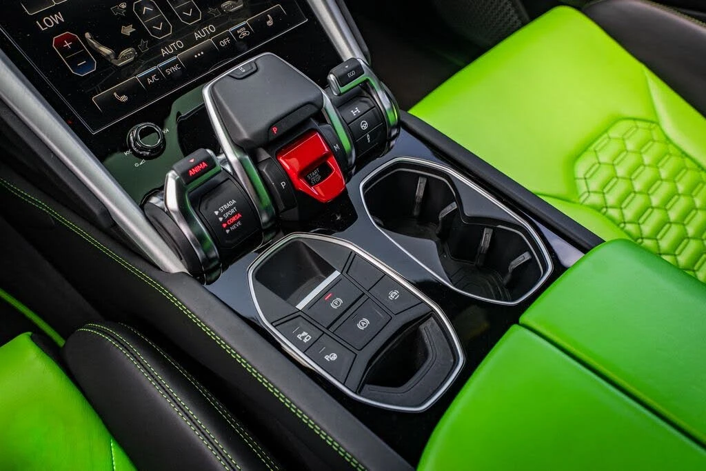 2021 Lamborghini Urus - Image 30 of 31