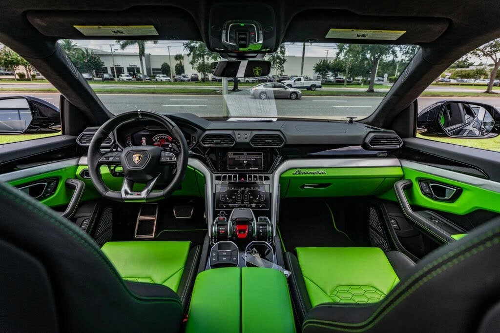 2021 Lamborghini Urus - Image 22 of 31