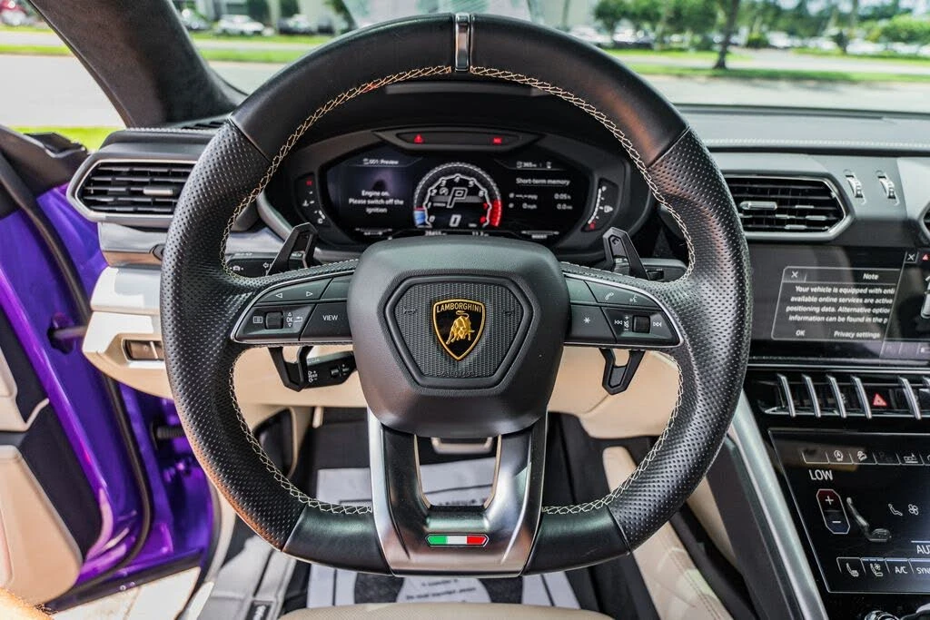 2021 Lamborghini Urus - Image 24 of 31