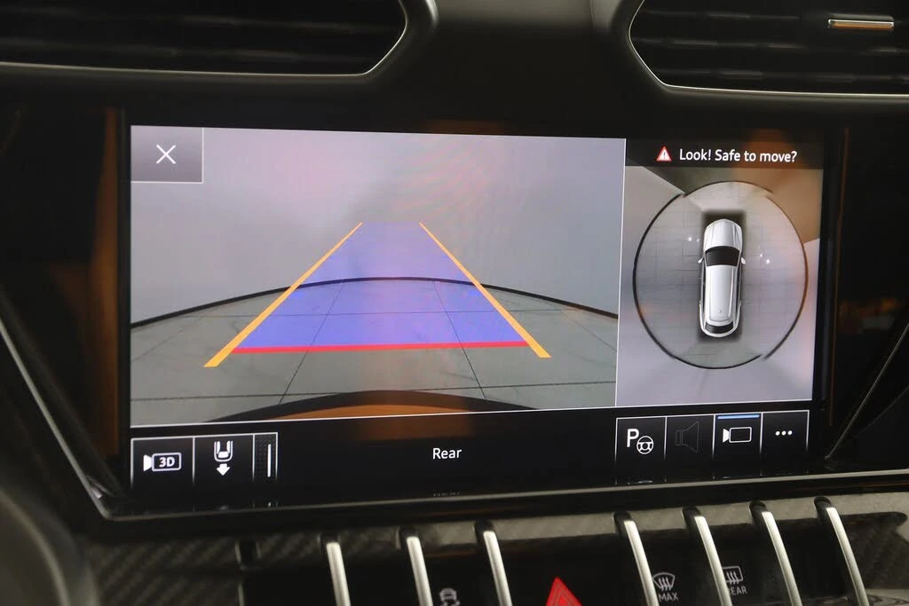 2021 Lamborghini Urus - Image 11 of 31
