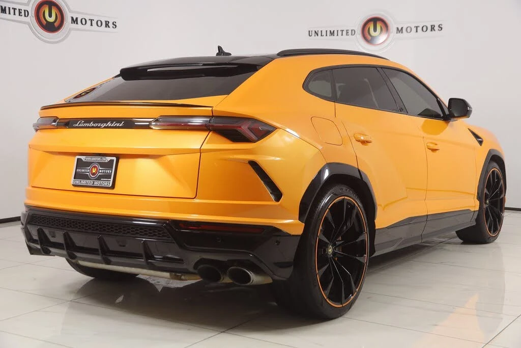 2021 Lamborghini Urus - Image 3 of 31