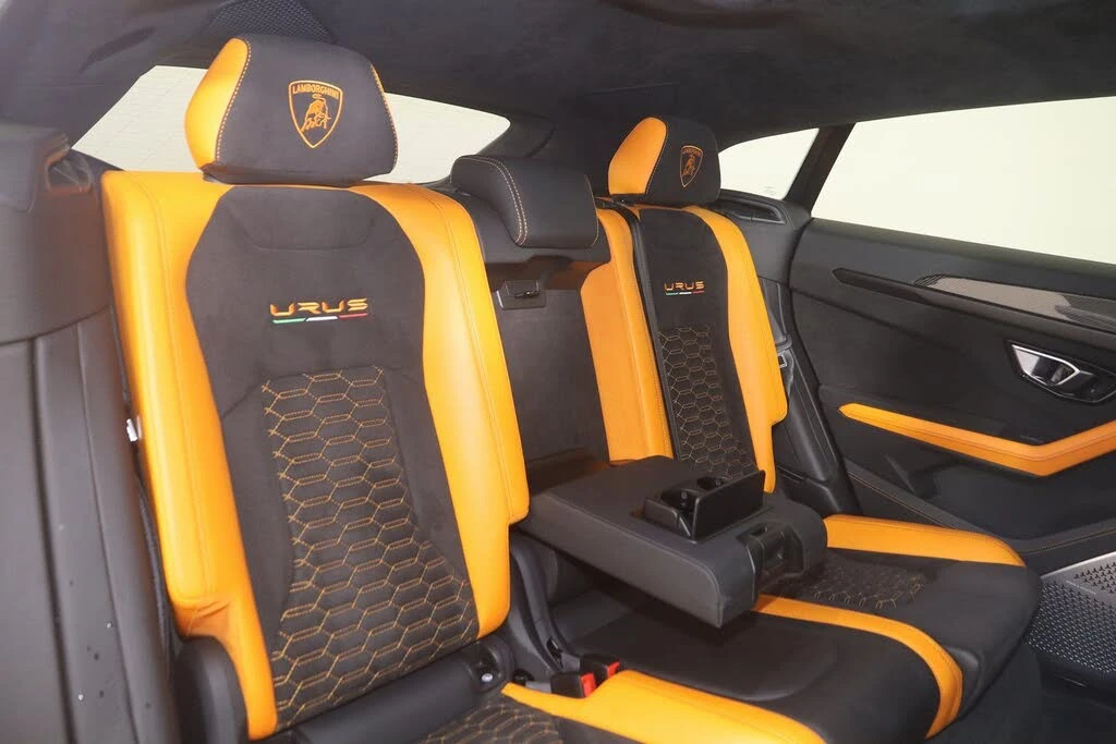 2021 Lamborghini Urus - Image 19 of 31
