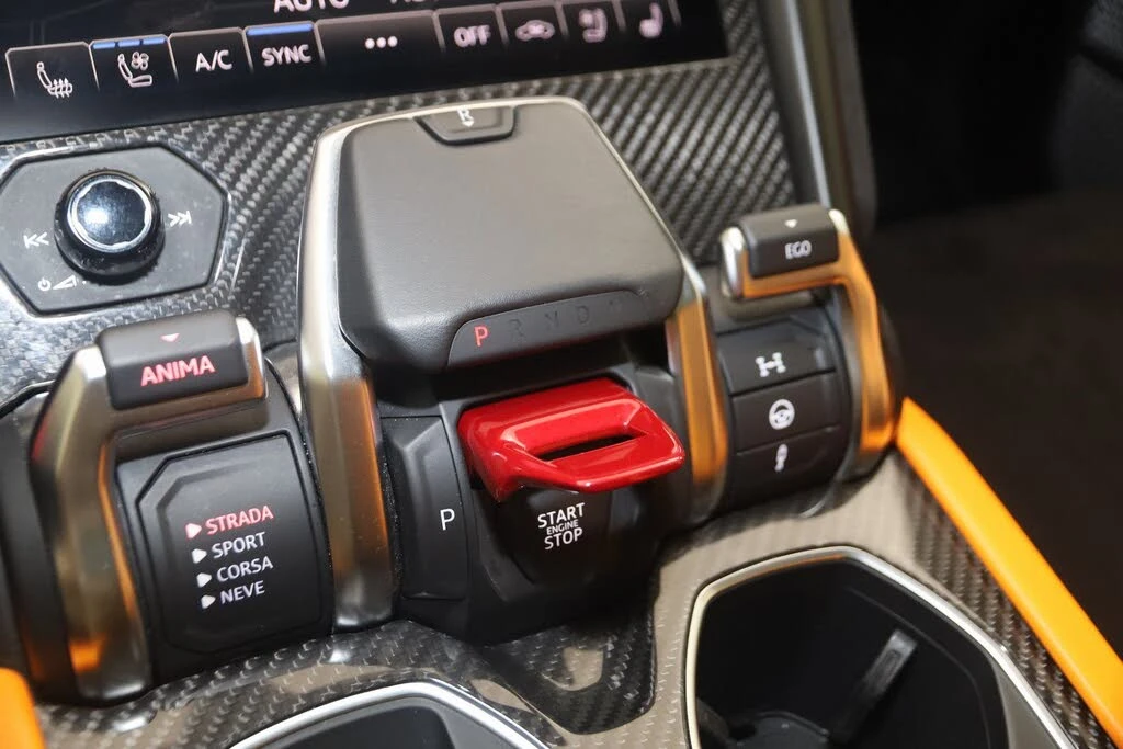 2021 Lamborghini Urus - Image 7 of 31