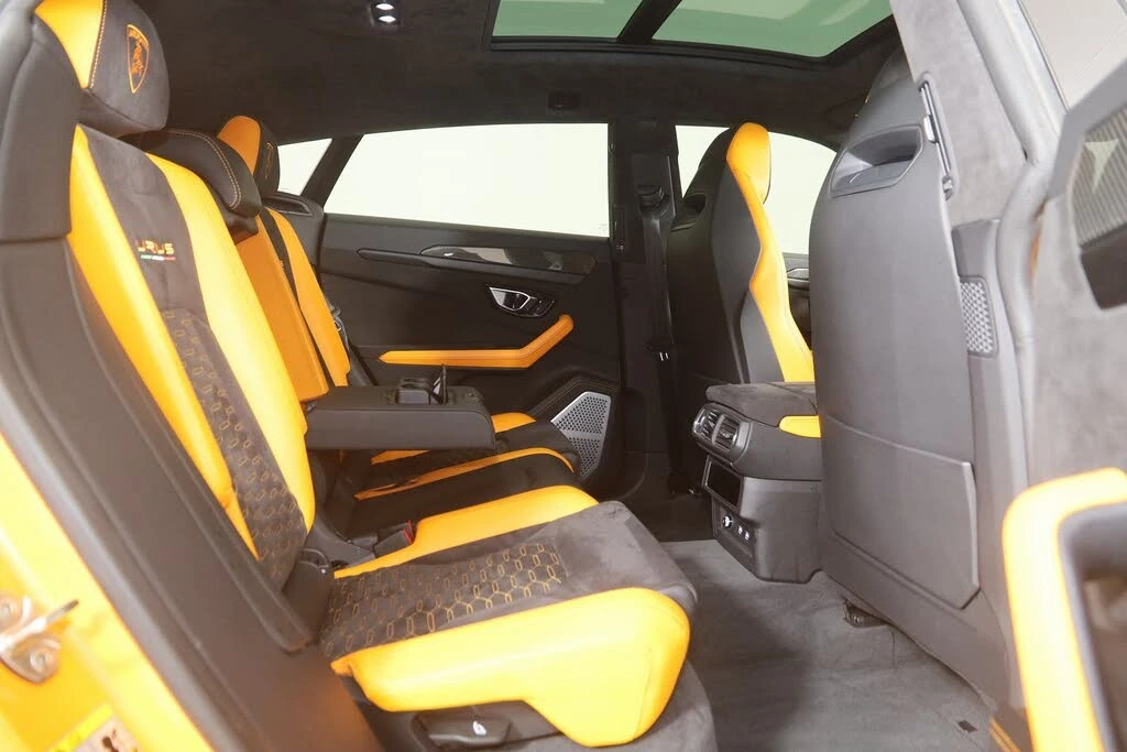 2021 Lamborghini Urus - Image 18 of 31