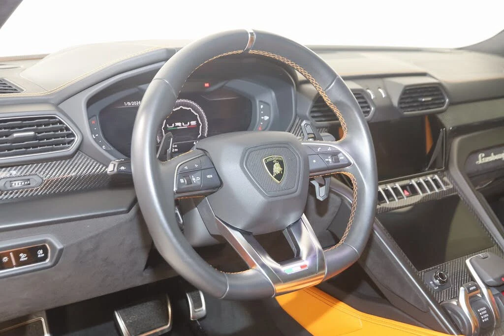 2021 Lamborghini Urus - Image 6 of 31