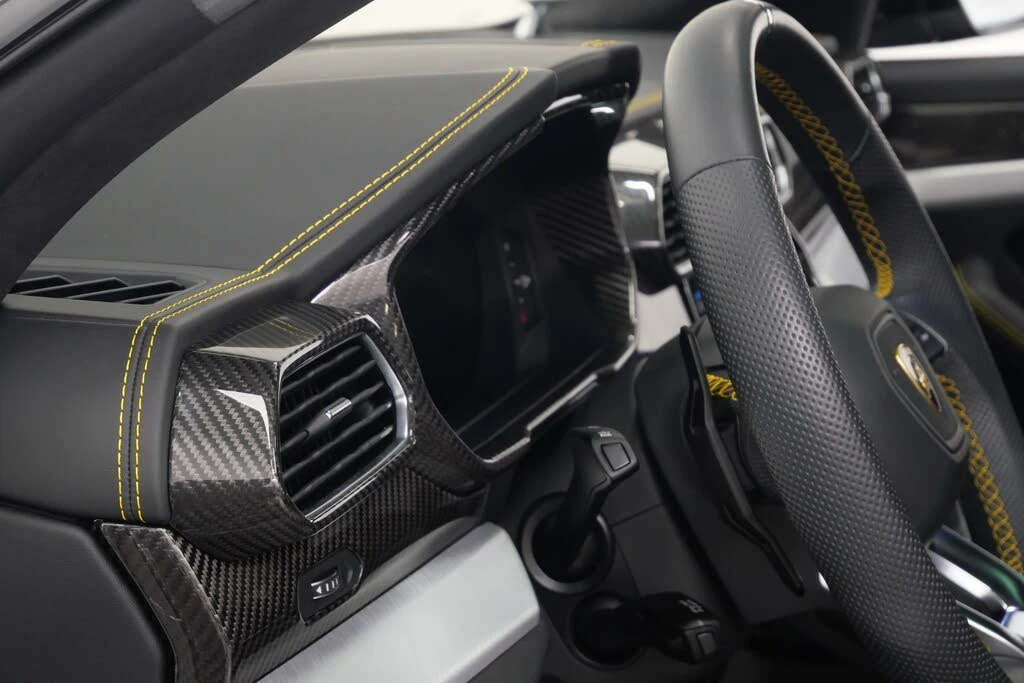 2021 Lamborghini Urus - Image 30 of 31