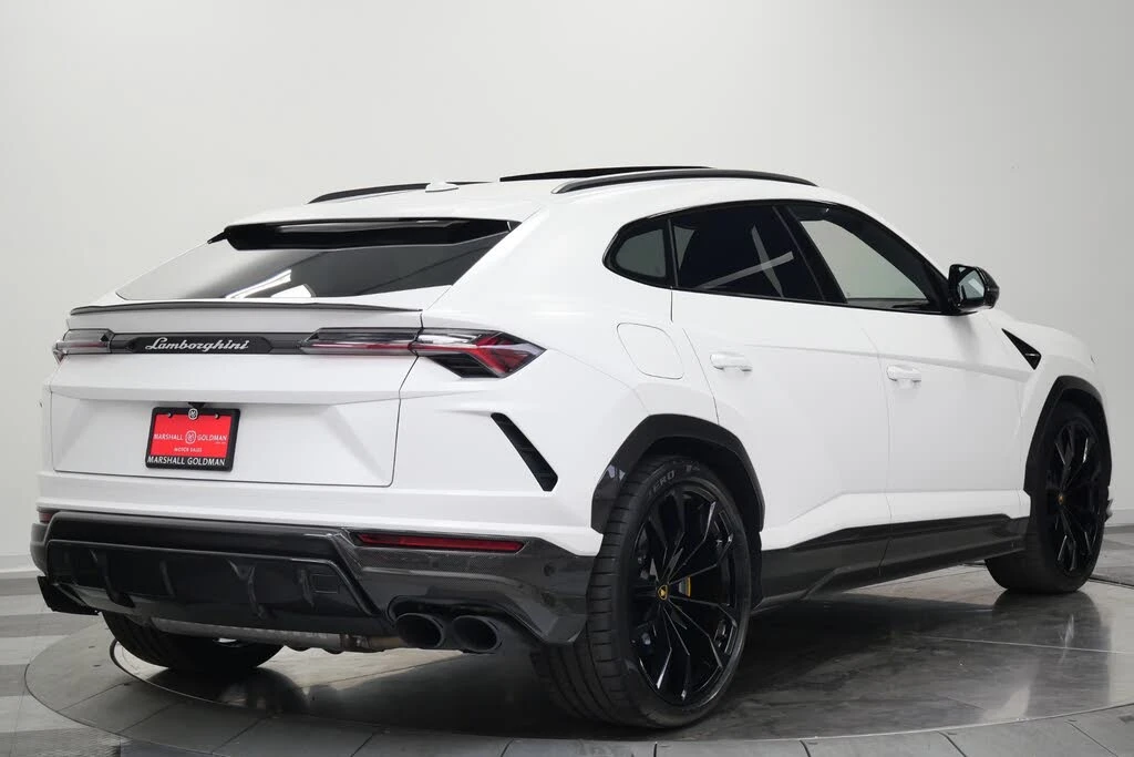 2021 Lamborghini Urus - Image 9 of 31
