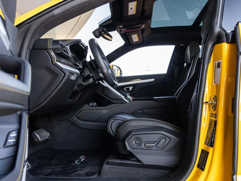 2021 Lamborghini Urus - Image 26 of 31