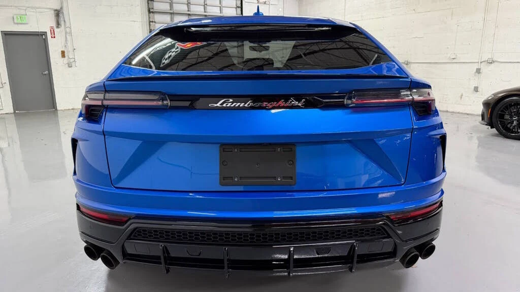 2021 Lamborghini Urus - Image 17 of 31