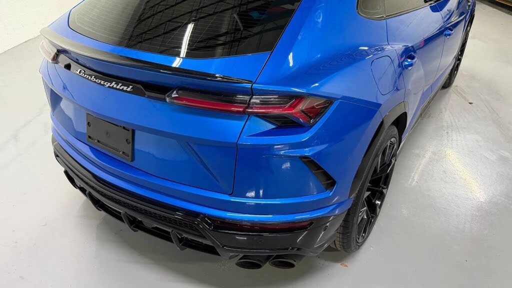 2021 Lamborghini Urus - Image 13 of 31