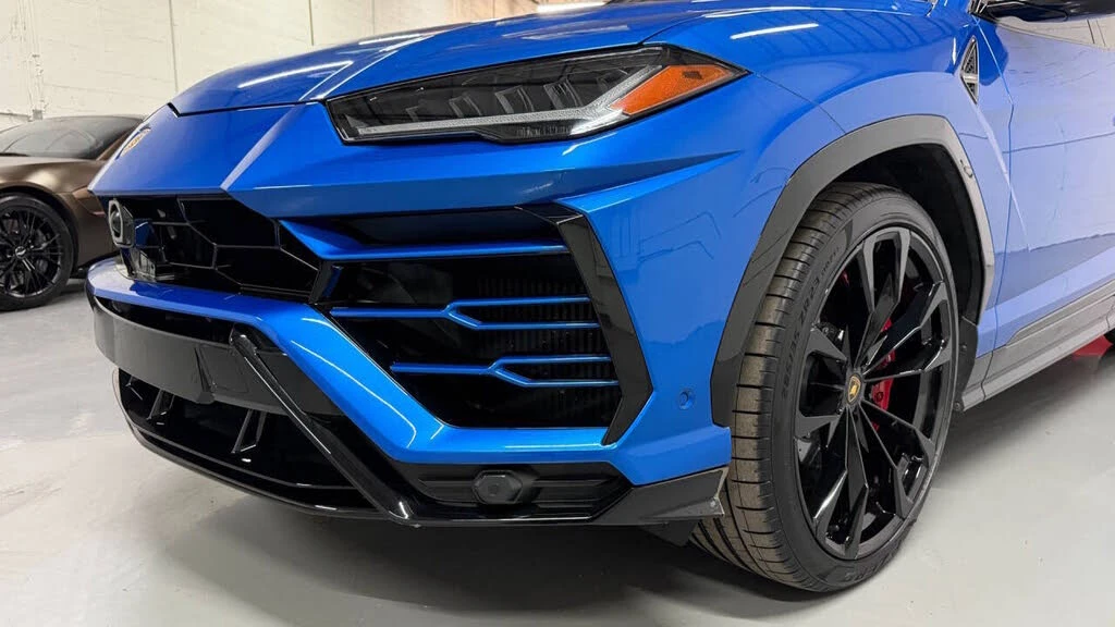 2021 Lamborghini Urus - Image 29 of 31