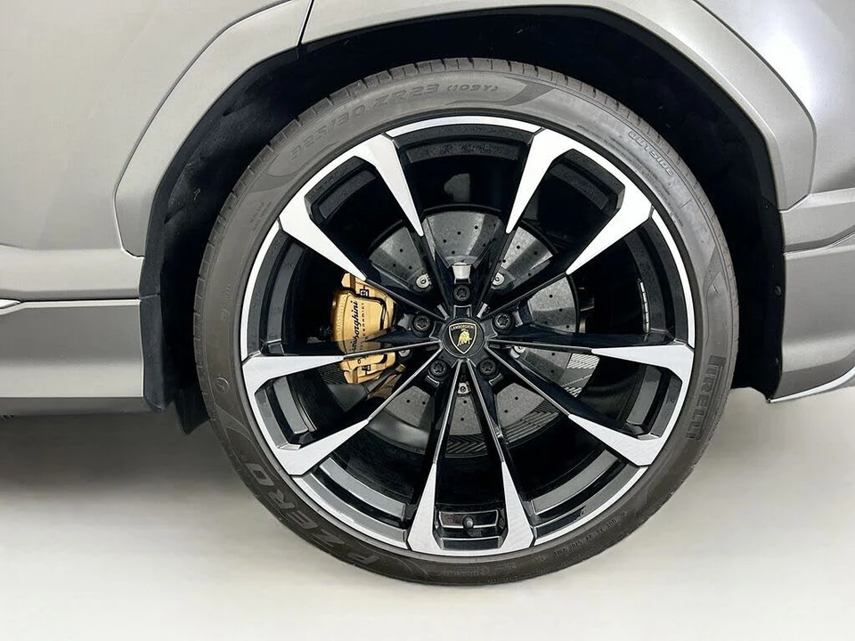 2021 Lamborghini Urus - Image 30 of 31