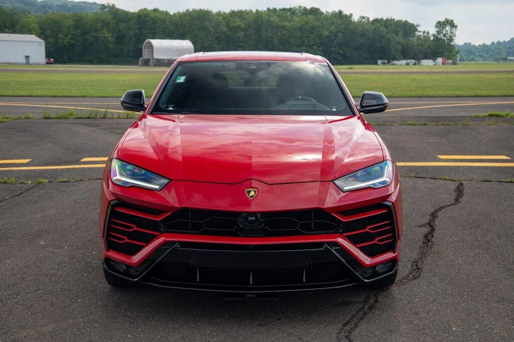 2021 Lamborghini Urus - Image 2 of 12
