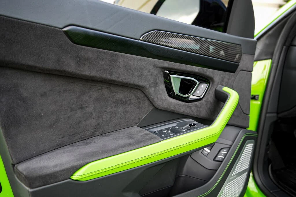 2021 Lamborghini Urus - Image 16 of 31