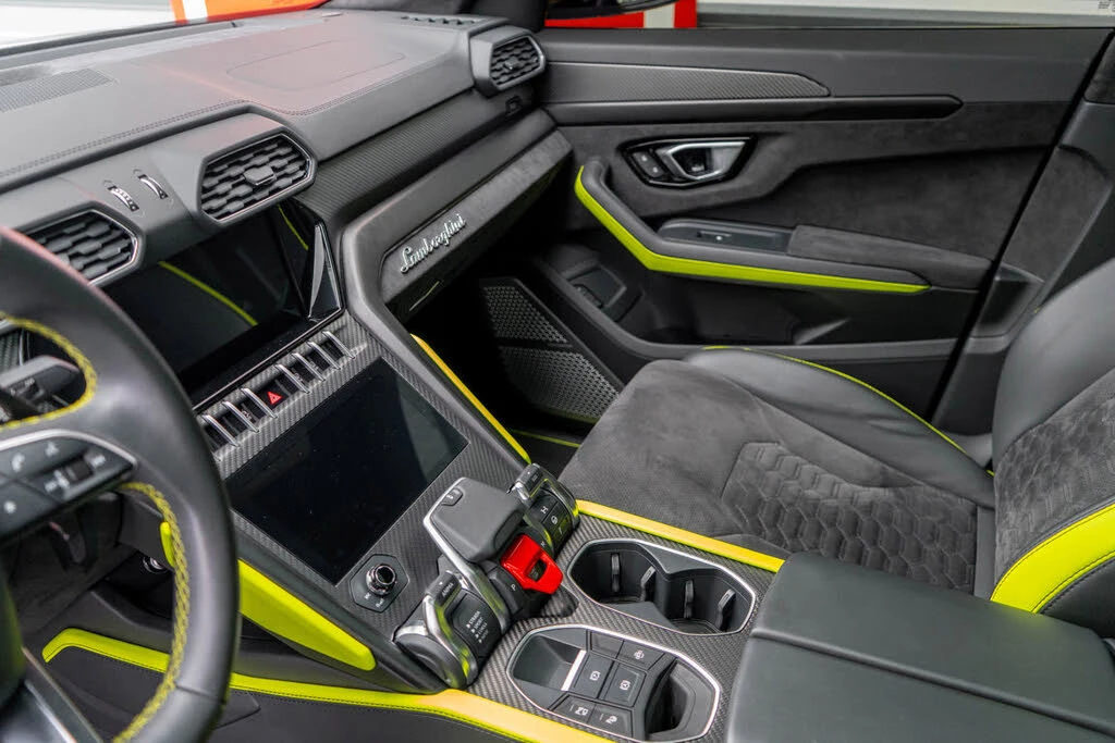 2021 Lamborghini Urus - Image 21 of 31