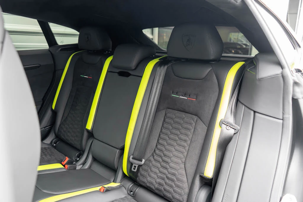 2021 Lamborghini Urus - Image 31 of 31