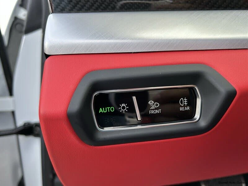 2021 Lamborghini Urus - Image 24 of 31