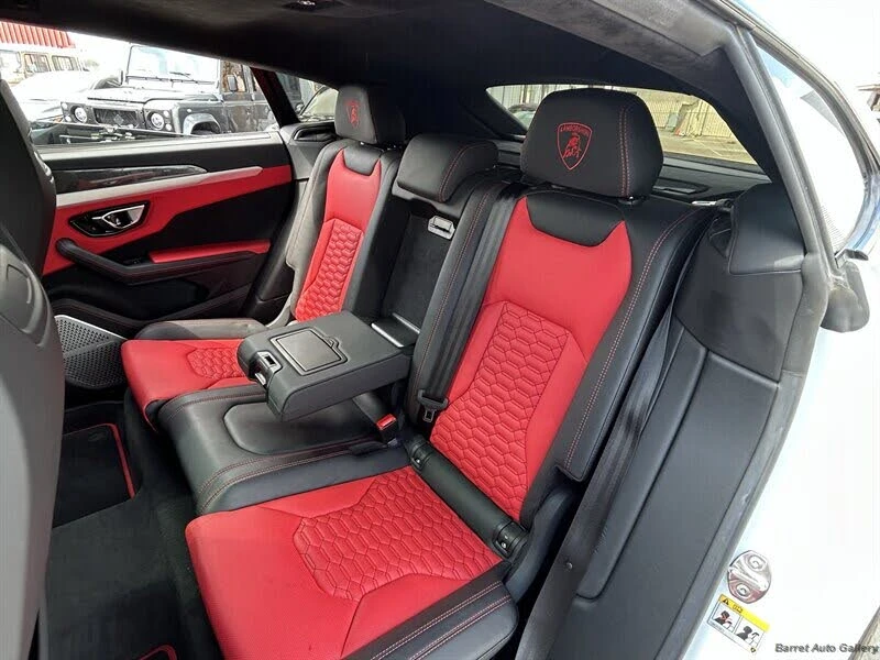 2021 Lamborghini Urus - Image 27 of 31