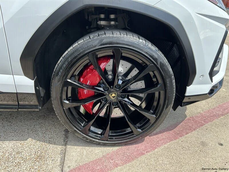 2021 Lamborghini Urus - Image 15 of 31