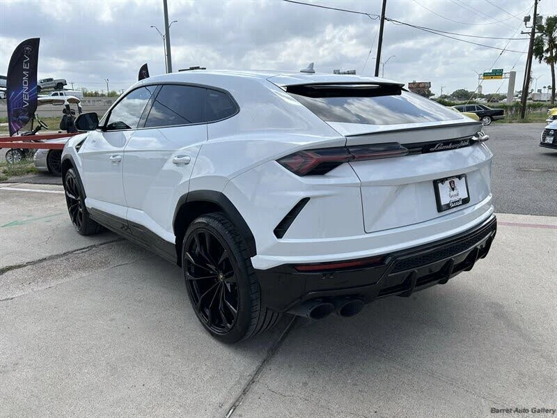 2021 Lamborghini Urus - Image 4 of 31