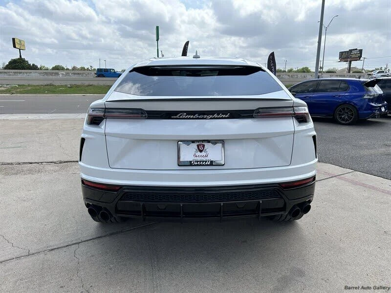 2021 Lamborghini Urus - Image 7 of 31